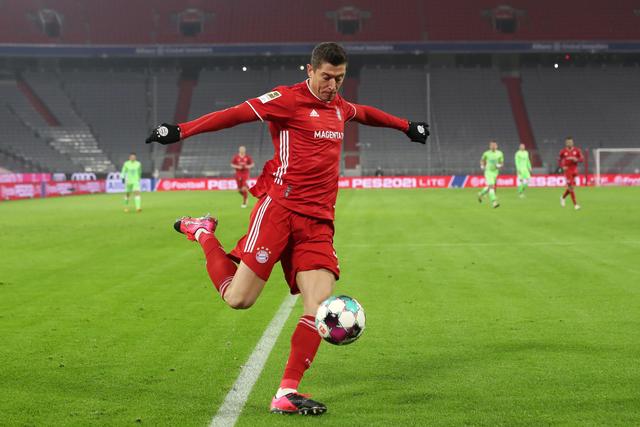 詹皇:湖人不进季后赛因天灾人祸